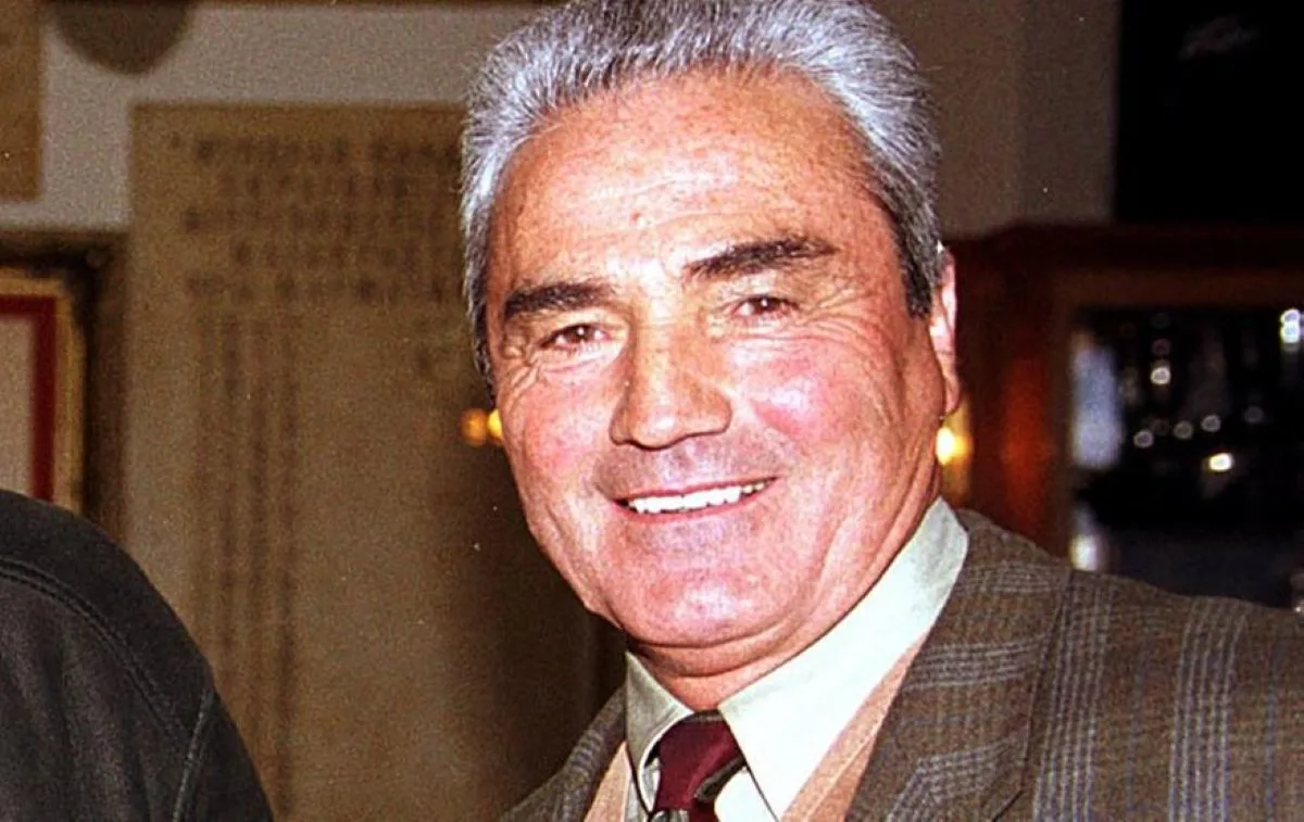Σταύρος Τσώχος